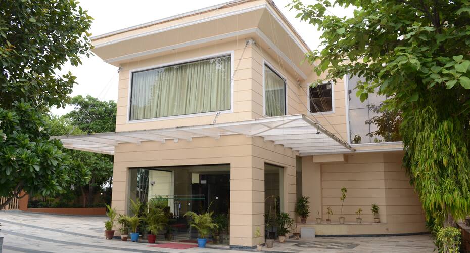 D'Amore Resorts, Gurgaon, Gurgaon 1